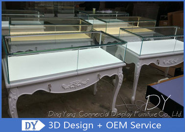 3Dデザイン 木製ガラス 宝石展示用 鍵のサイズ 1200X550X950MM