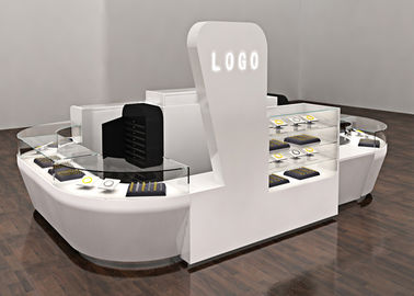 カーブドホワイトコーティング キオスク 宝石ディスプレイ プロフェッショナル3Dデザイン